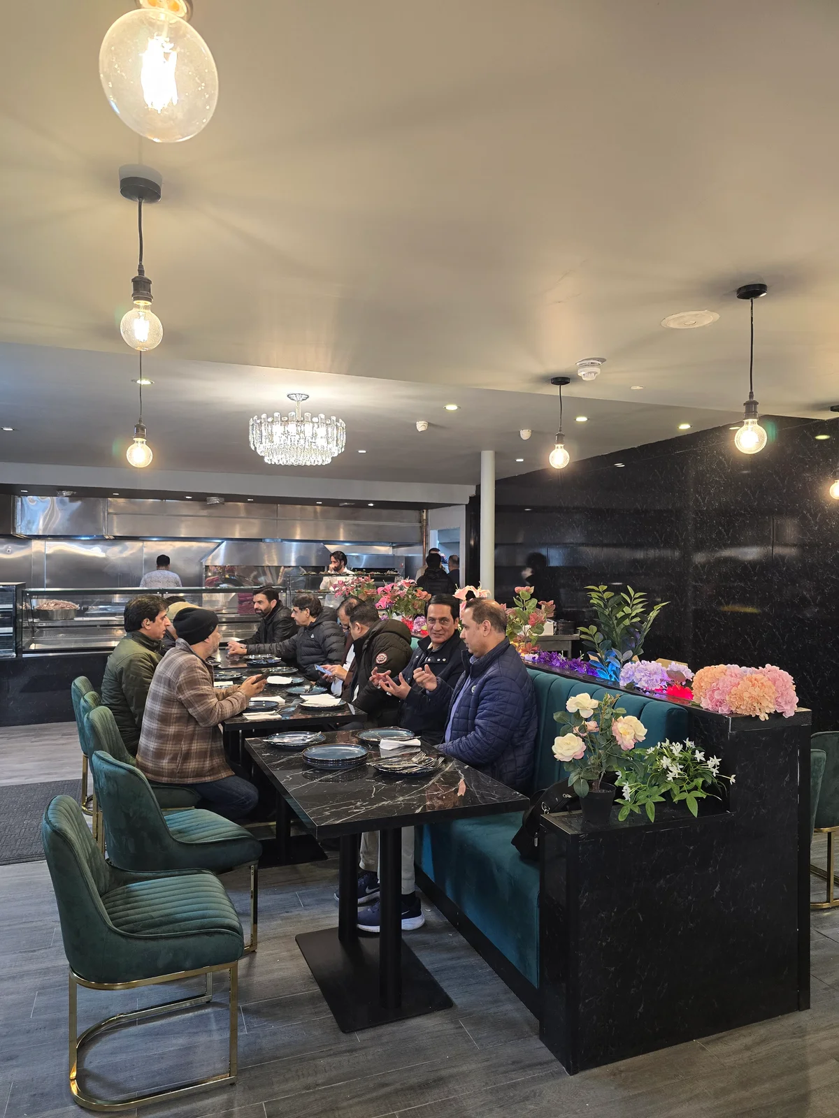 Peshawar Zaiqa restaurant interior